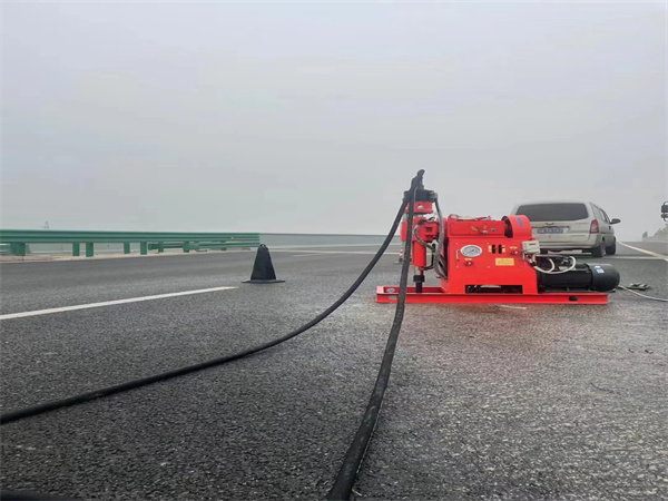 天祝马路路基路面开裂下沉注浆加固灌浆